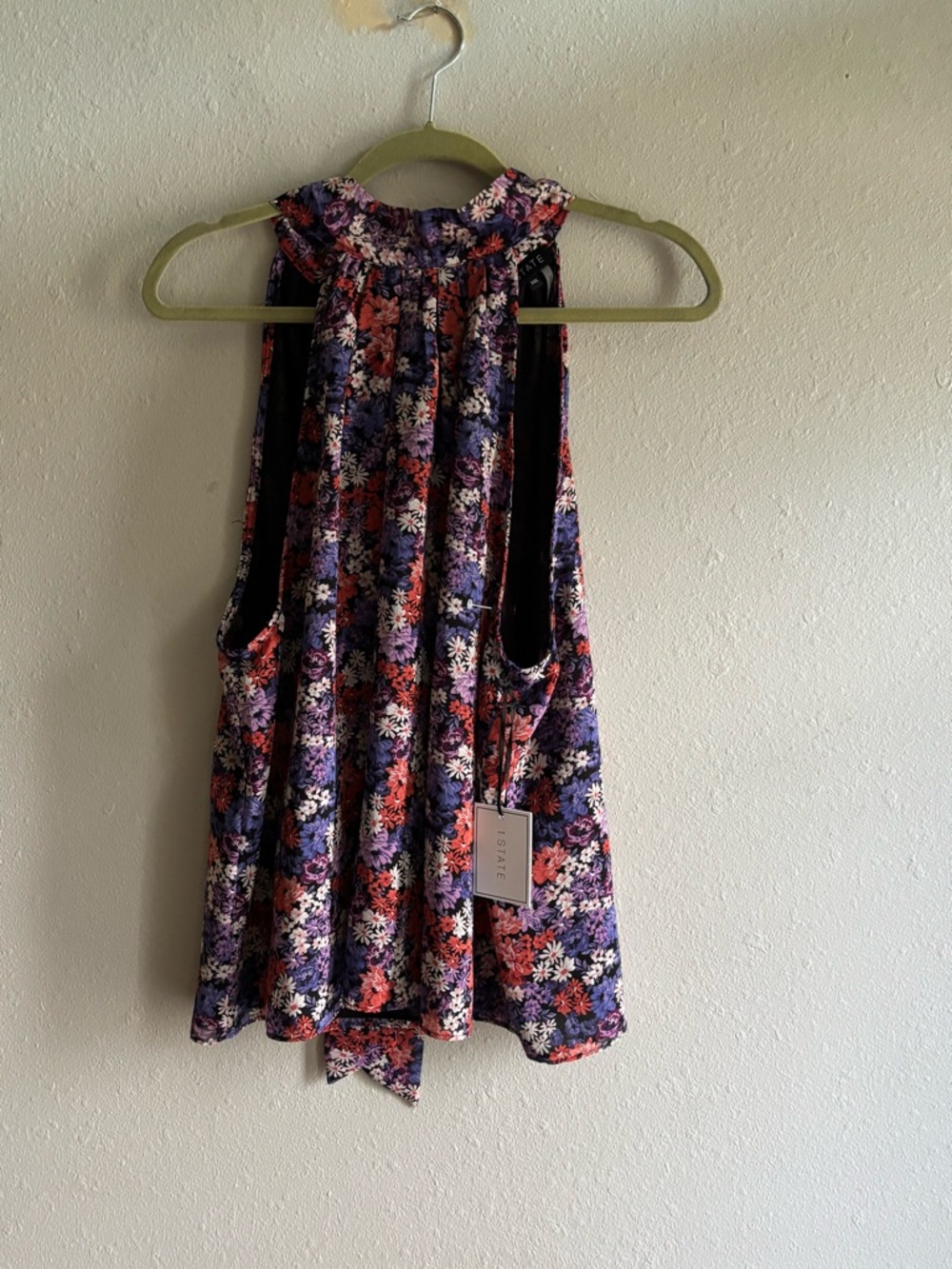 1State Sleeveless Floral Halter Top in Purple & Coral